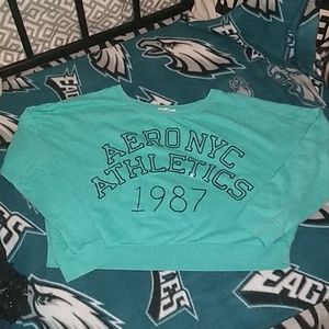 Long sleeve crop top